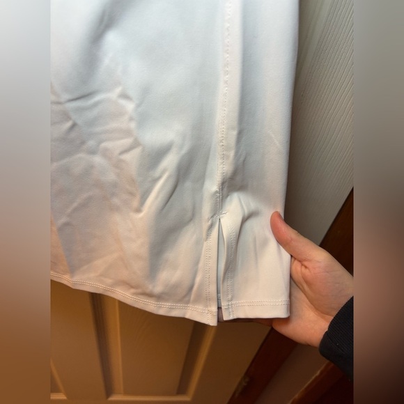 Aritzia TnAction Slick Court Dress - Picture 5 of 12